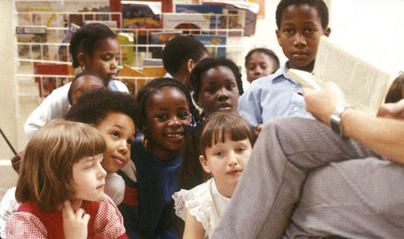 Migrants children School ing in Uk
