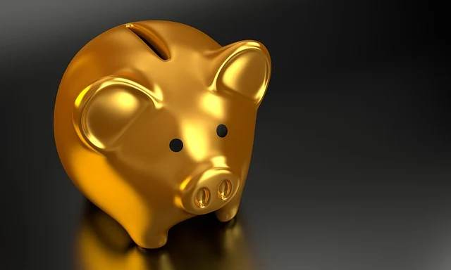 How to Set a Realistic Savings Target as a Migrant in the UK